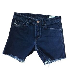 𝅺DIESEL Zaghor men’s cut off jeans shorts Size 28 unisex boyfriend zip closure